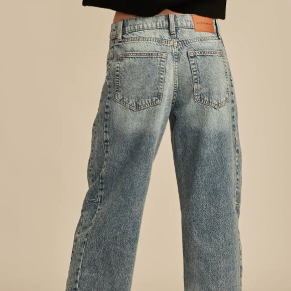 NWT Lucky Brand Barrel Leg Relaxed Fit Medium Wash Baggy Straight Leg Jeans 6/28 - Picture 3 of 11